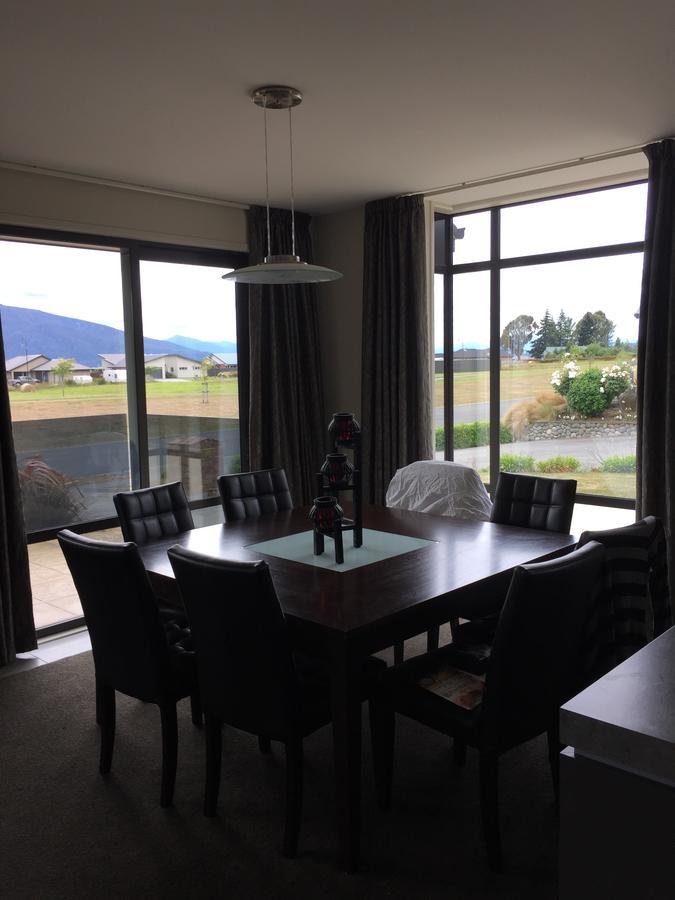The Rock Villa Te Anau Exterior photo